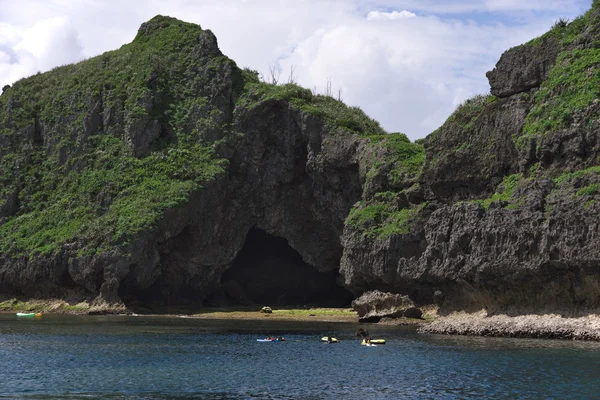 Okinawa Prefecture Onna Maeda cape of blue cave entrance of the — Stock Photo, Image