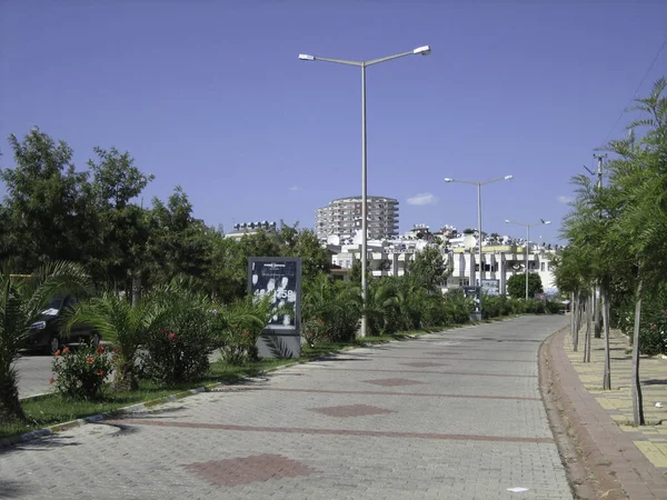 Strada Attraverso Una Piccola Città Sulla Costa Sud Strada Circondata — Foto Stock