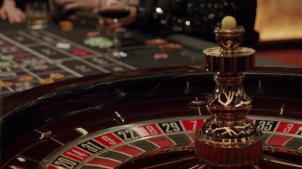 Roulette wheel with a ball — Stock Video