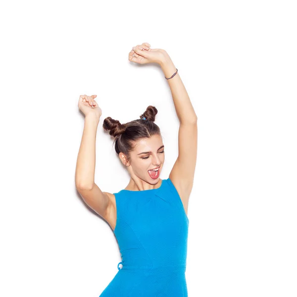 춤추는 젊은 행복 한 여자의 클로즈업 초상화 — 스톡 사진