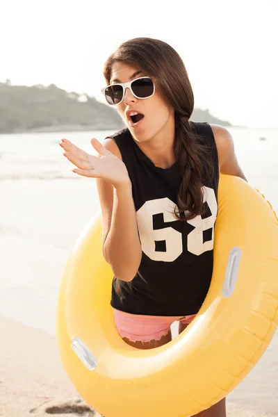 Woman have fun and good mood outdoor in summer — Stock Photo, Image