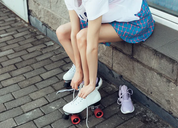 Close-up Of Legs Wearing Roller Skating Shoe — Stock Photo, Image