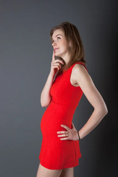 Hamile kadının karnı gösterilen — Stok fotoğraf