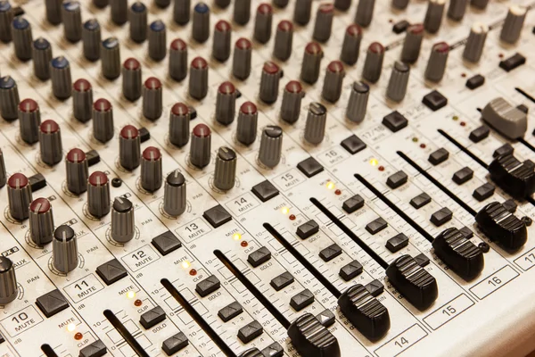 Muziek studio mix console — Stockfoto