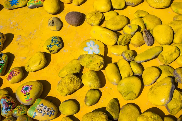 Ensemble de pierres colorées jaunes — Photo