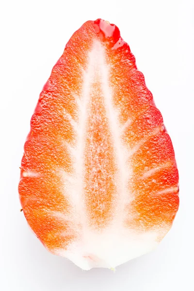 Fotografia macro de morango fatiado — Fotografia de Stock