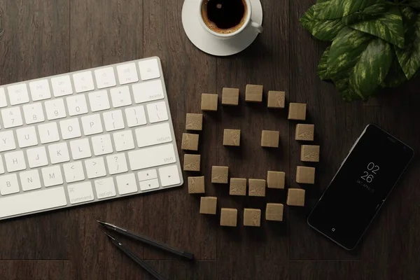 Cubos Madeira Com Ilustração Ícone Emoção Feliz Mesa Com Teclado — Fotografia de Stock