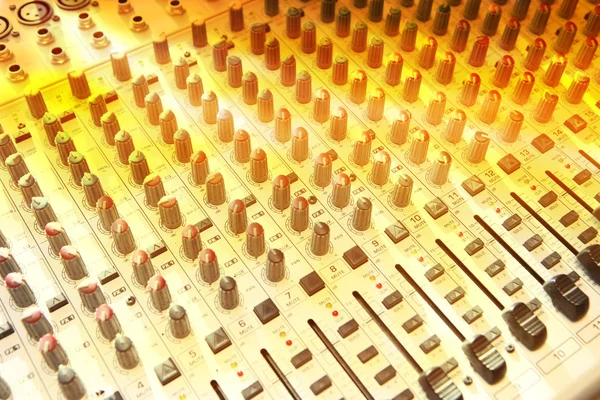 Console mix studio musicale — Foto Stock