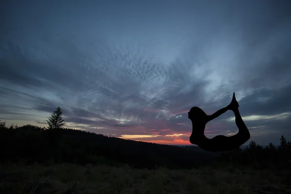 Practicante de yoga — Foto de Stock