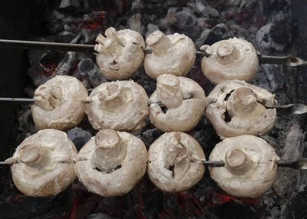 Kebab Cogumelos Fritos Grelha — Fotografia de Stock
