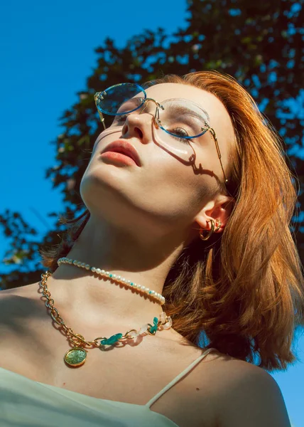 Portrait Beautiful Redhead Girl Glasses Nature — Stock Photo, Image