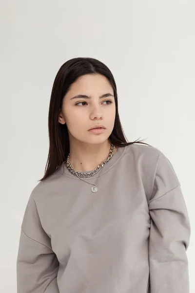 Portrait Pensive Girl Sportswear — Stock Photo, Image