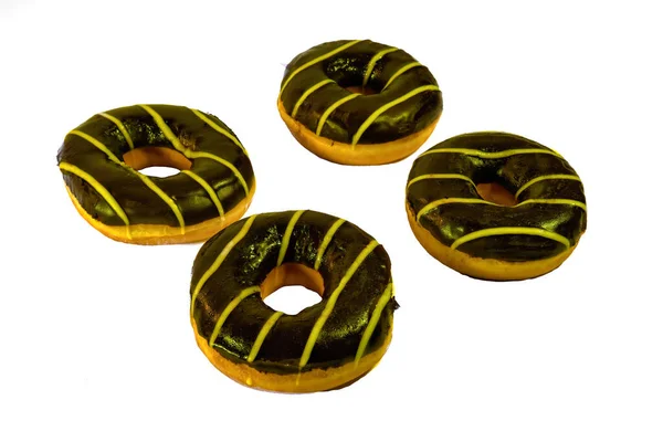 Deliciosos Donuts Chocolate Isolados Fundo Branco Close — Fotografia de Stock