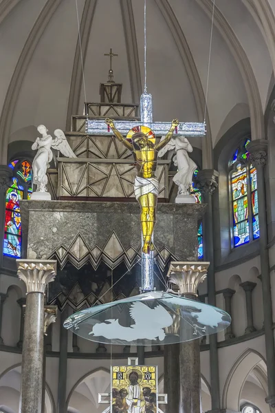 Innenraum der Kathedrale der Heiligen olga und elizabeth, lviv, ukraine — Stockfoto