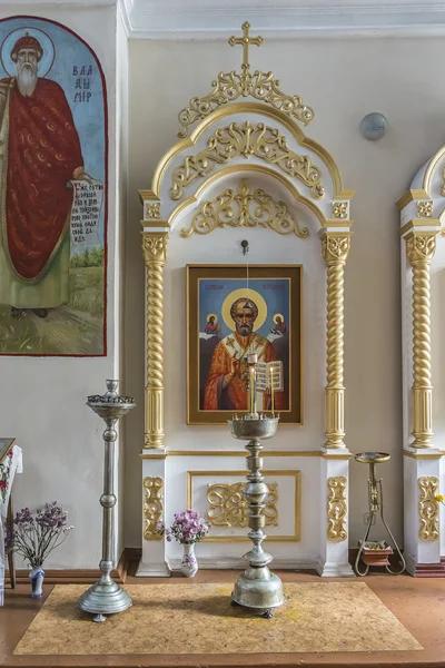 Diriliş Kilisesi, Baturyn, Ukrayna