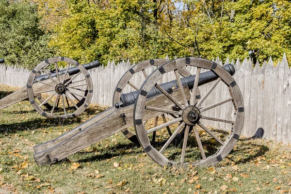 Ancient guns in Baturin Fortress, Ukraine — Stock Photo, Image