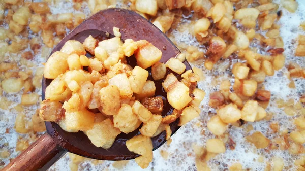 Tazón de chicharrones salados — Foto de Stock