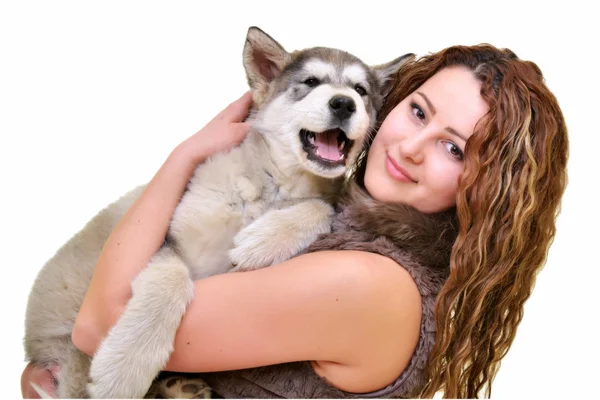 Donna con malamute — Foto Stock