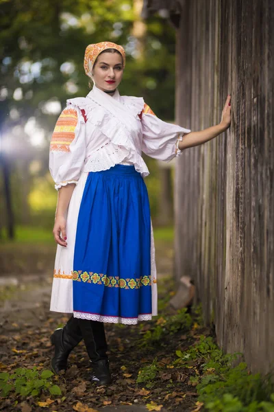 Női Ruha Részletei Hagyományos Kelet Európai Népviseletet Visel Szlovák Folklór — Stock Fotó
