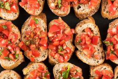 Açık yüzlü taze özgeçmiş