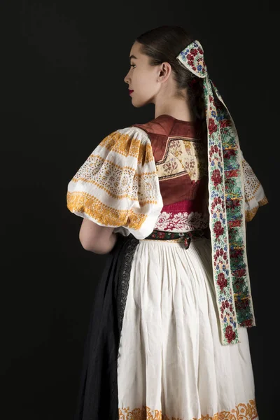 Jeune Belle Femme Slovaque Robe Traditionnelle Folklorique Slovaque — Photo