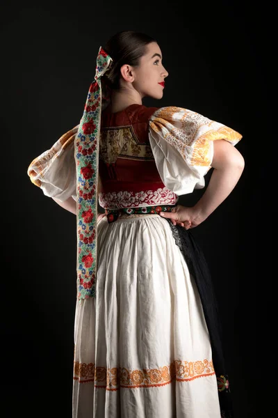 Giovane Bella Donna Slovacca Abito Tradizionale Folclore Slovacco — Foto Stock