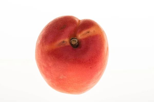 Reifer Roter Granatapfel Isoliert Auf Weißem Hintergrund — Stockfoto