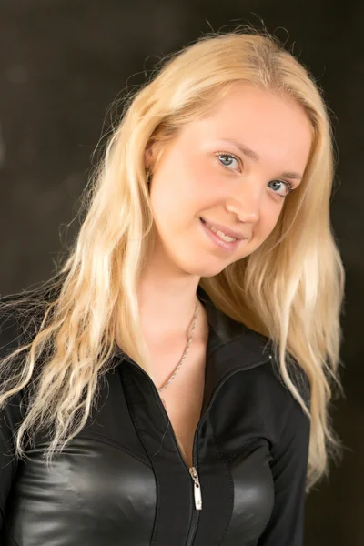 Sexy blonde meisje — Stockfoto