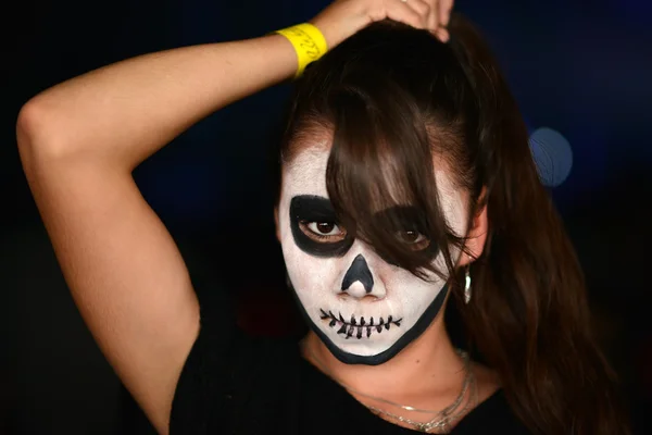 Kız ölü maskesi — Stok fotoğraf