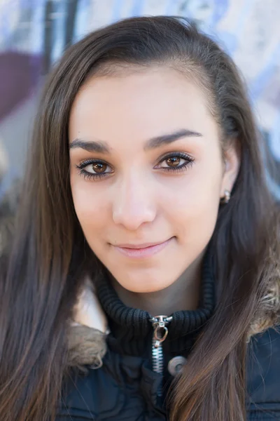 Young beautiful woman portrait — Stock Photo, Image