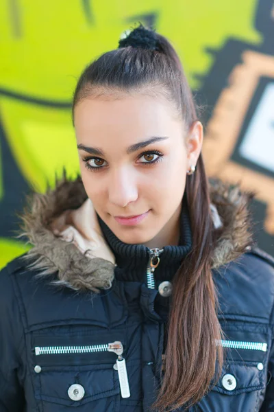 Joven hermosa mujer retrato —  Fotos de Stock