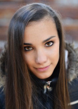 genç güzel kadın portresi