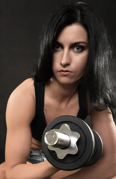 Portrait of young brunette fitness woman — Stock Photo, Image