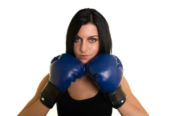 蓝色的拳击手套的女人 — 图库照片