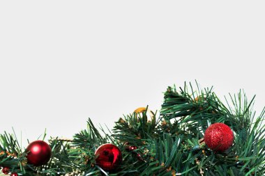 renkli süsler ile Noel ağacı