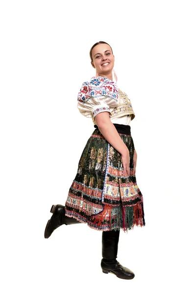Femme en costume folklorique slovaque — Photo