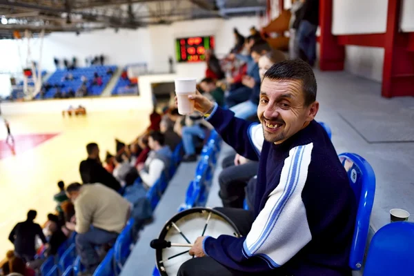 Ventilador desportivo com tambor — Fotografia de Stock