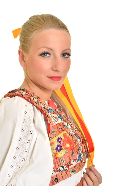 Žena oblečená na slovenský folklor šaty — Stock fotografie