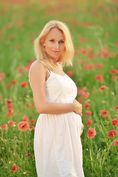 Έγκυος γυναίκα ευτυχισμένη — Φωτογραφία Αρχείου