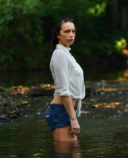 Retrato de mulher bonita — Fotografia de Stock