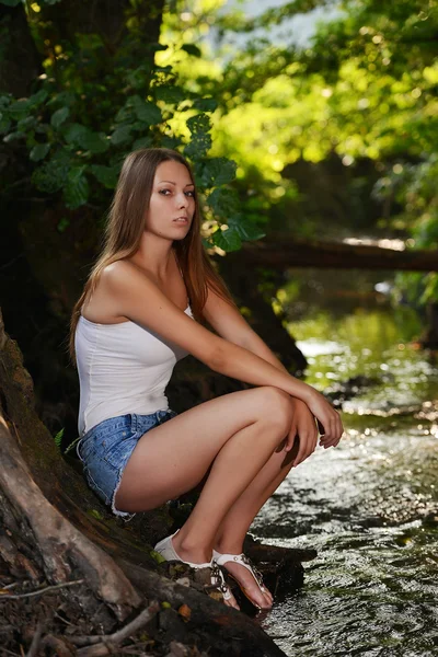 Retrato de mulher bonita — Fotografia de Stock