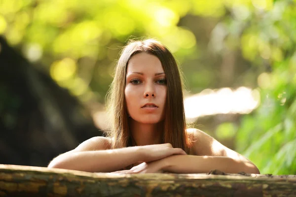 Portret van een mooie vrouw — Stockfoto