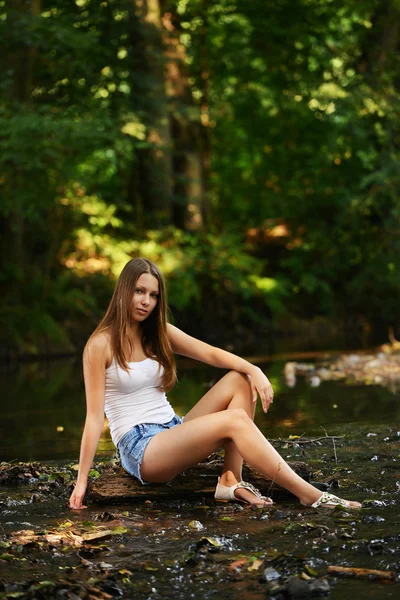 Retrato de mulher bonita — Fotografia de Stock