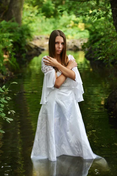 Portret pięknej narzeczonej — Zdjęcie stockowe