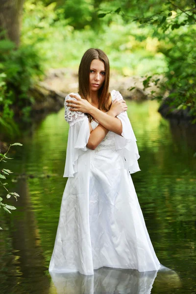 Retrato de novia hermosa —  Fotos de Stock