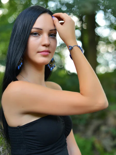 Retrato de mulher bonita — Fotografia de Stock