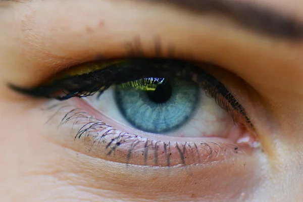 Ludzkie oko z bliska — Zdjęcie stockowe