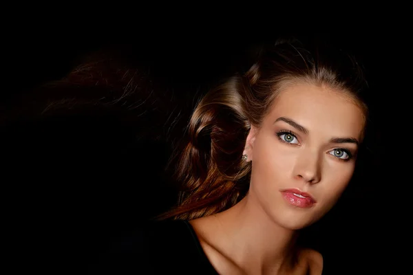 Retrato de mujer hermosa — Foto de Stock