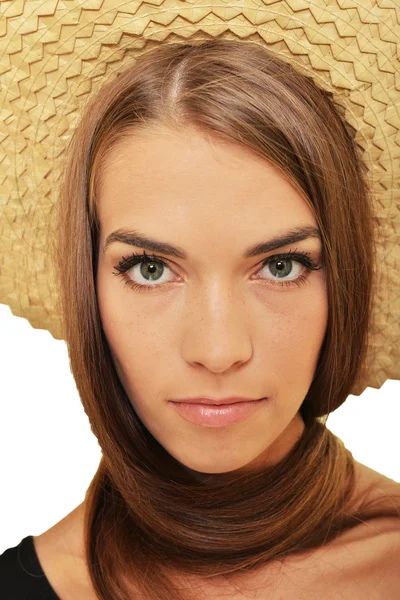 Mujer joven con sombrero de paja — Foto de Stock