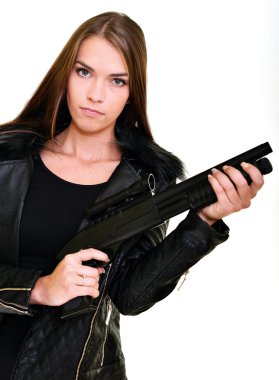 Tommy silahı olan kadın